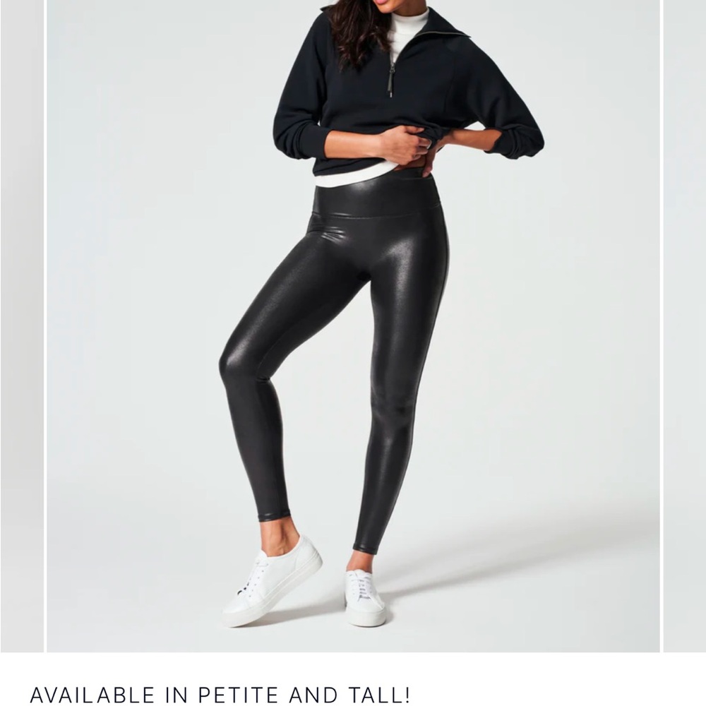 Black Shiny Leggings